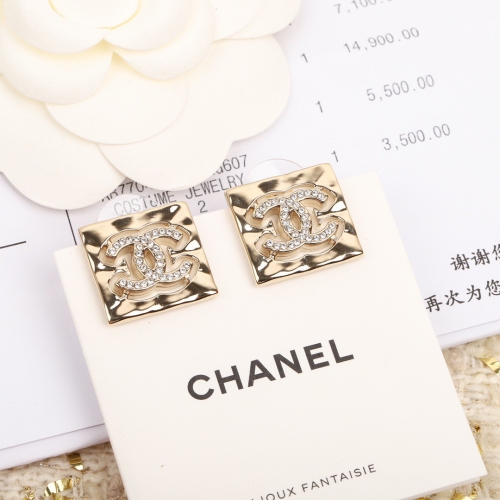 Chanel earring