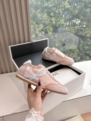 Pink/White