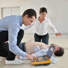 Medical Equipment Portable Aed Defibrillator In First-aid Devices