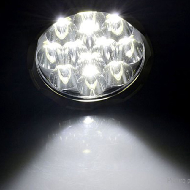 SingFire SF-210A LED Flashlight 12*Cree XM-L T6 / 5-mode / 9000LM / cool white / 4*26650