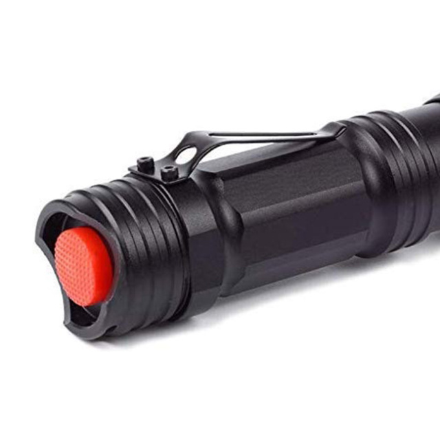 4 Color in 1 Multi-Color Flashlight 18650 Zoomable Tactical Flashlight Multi-Functional Flashlight for Hunting Fishing Hiking