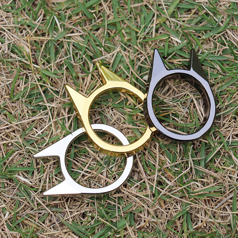 Anti-body Cat Ear Single Finger Buckle Ring Window Breaker Women's Anti-wolf Tools for Outdoor Sport