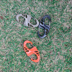 Outdoor Sports Hollowed out Plastic Buckle Keychain for Camping Hiking