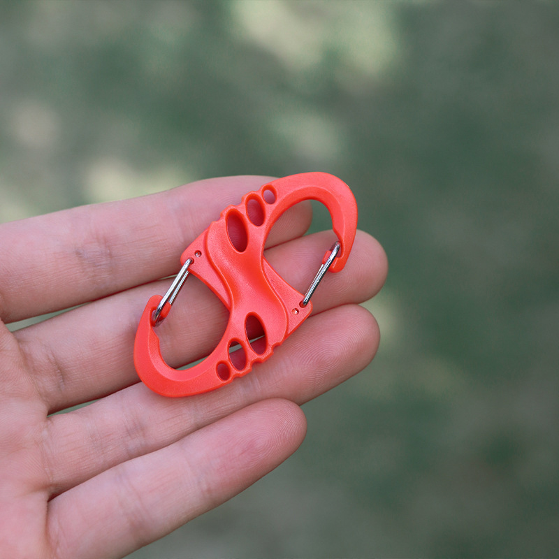 Outdoor Sports Hollowed out Plastic Buckle Keychain for Camping Hiking