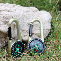 Survival Gear Multifunctional Compass Alloy Mountaineering Buckle Keychain for for Outdoor Hiking Camping