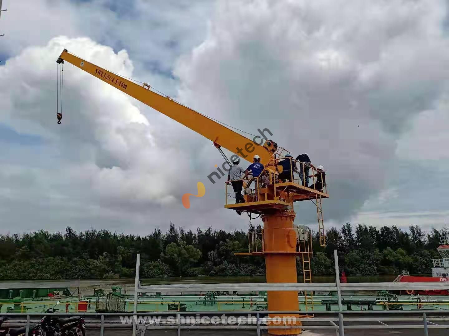 Site installation of Pedestal crane