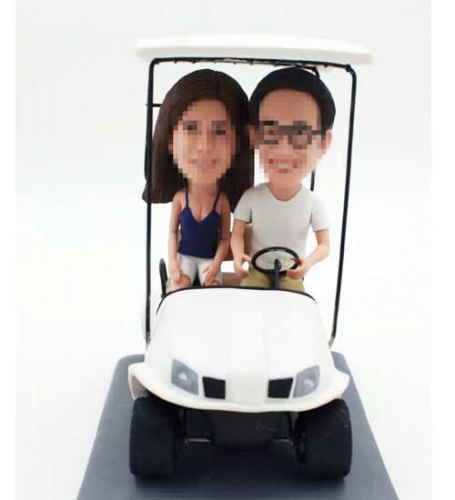 Bobbleheads Cake Topper Couple in golf cart