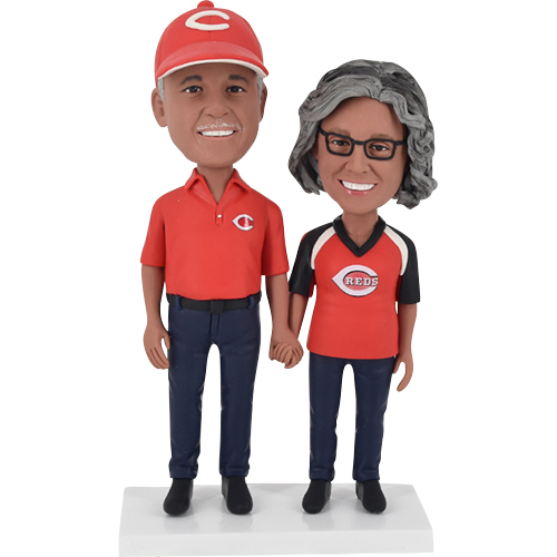 Couple Bobbleheads Cincinnati Reds