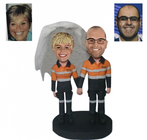 Wedding bobbleheads Engineers Wokers