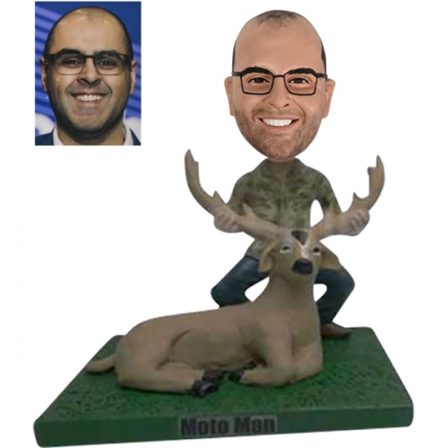 Hunter/Hunting Bobblehead customized with deer