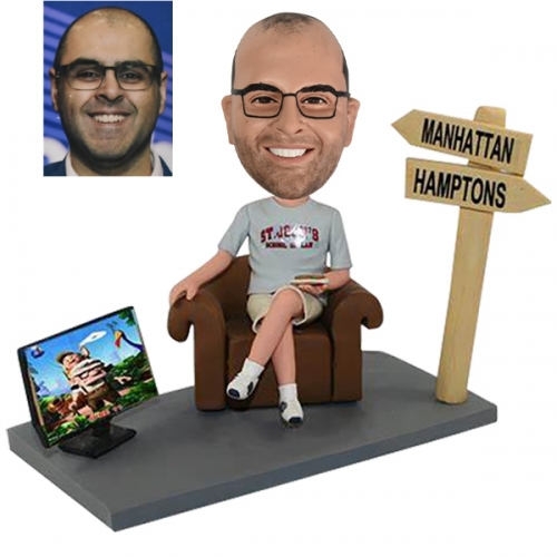 Custom bobblehead with sandwich and TV