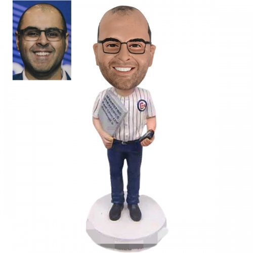 Custom Chicago Cubs bobblehead fan