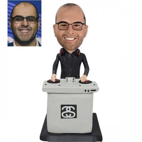 DJ bobbleheads