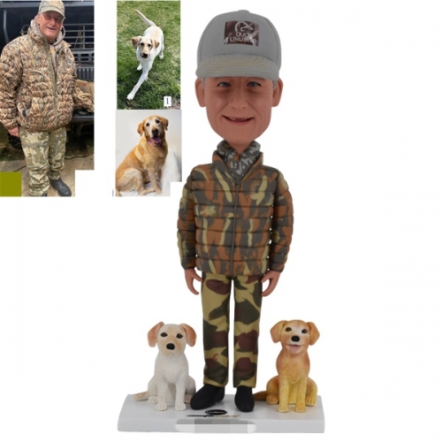 Custom bobblehead in camo uniform with dogs