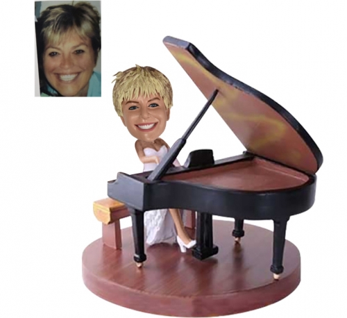 Customized Pianist head bobbling