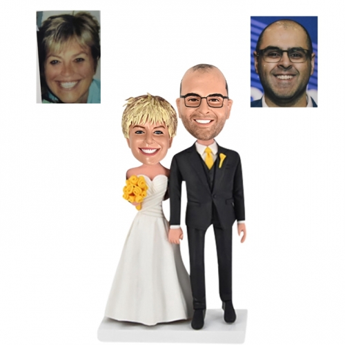 Custom wedding bobbleheads