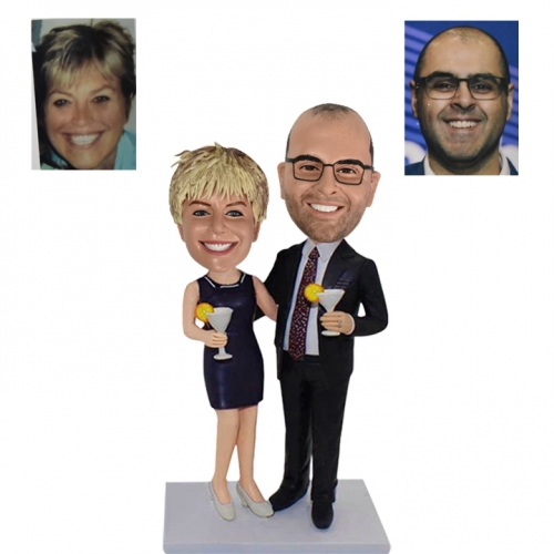 Bobbleheads Couple Holding Cocktail