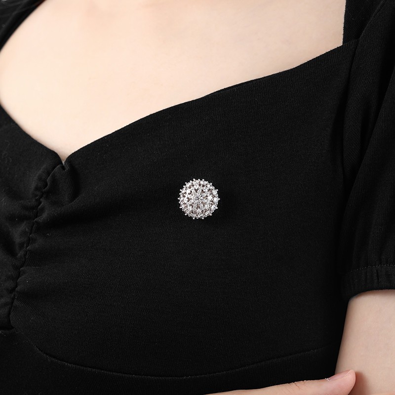19mm Delicate Cubic Zirconia Crystal Brooch and Button Cheap Wholesale