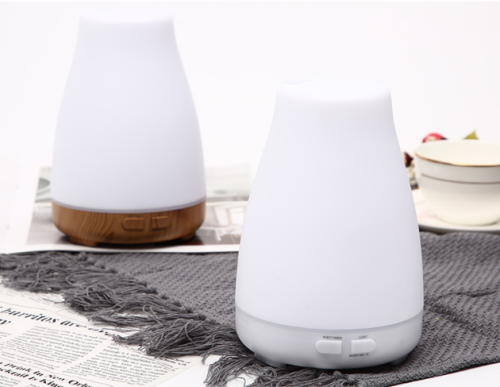 白色静音香薰机