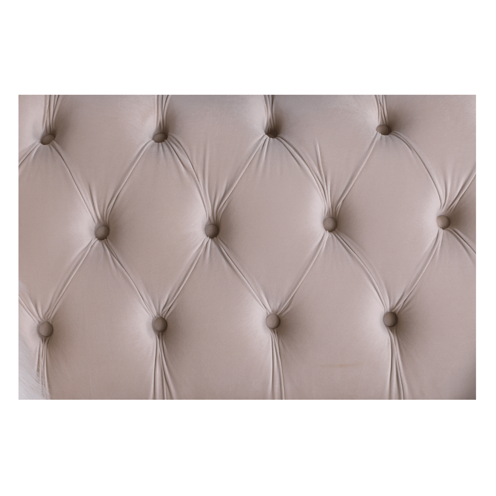 Luxury Classic America Chesterfield Tufted Sofa Chair Camel Back  in Beige