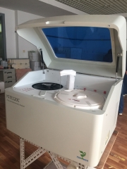 YSTE-120C Máquina de química de laboratorio clínico El mejor analizador de bioquímica completamente automático