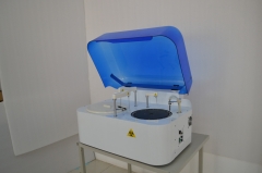 Analyseur de biochimie automatique YSTE300F