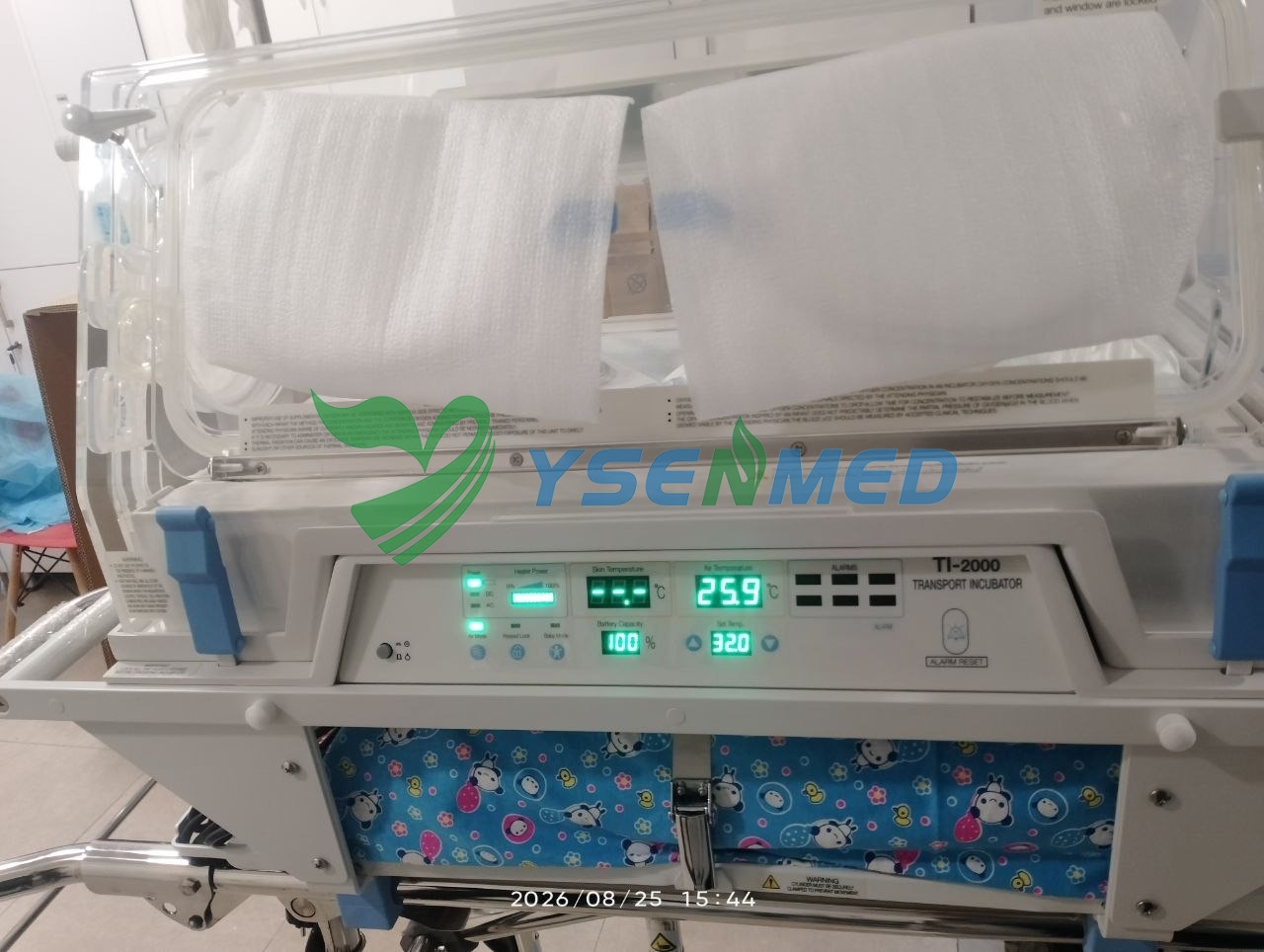 Neonatal Incubator Delivered to a Doctor in Armenia
