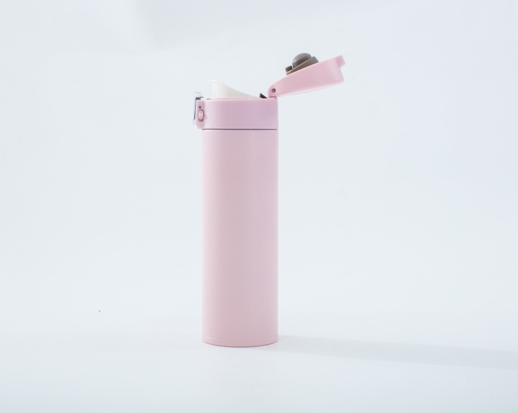 Bouncing Type Vacuum Sports Bottle