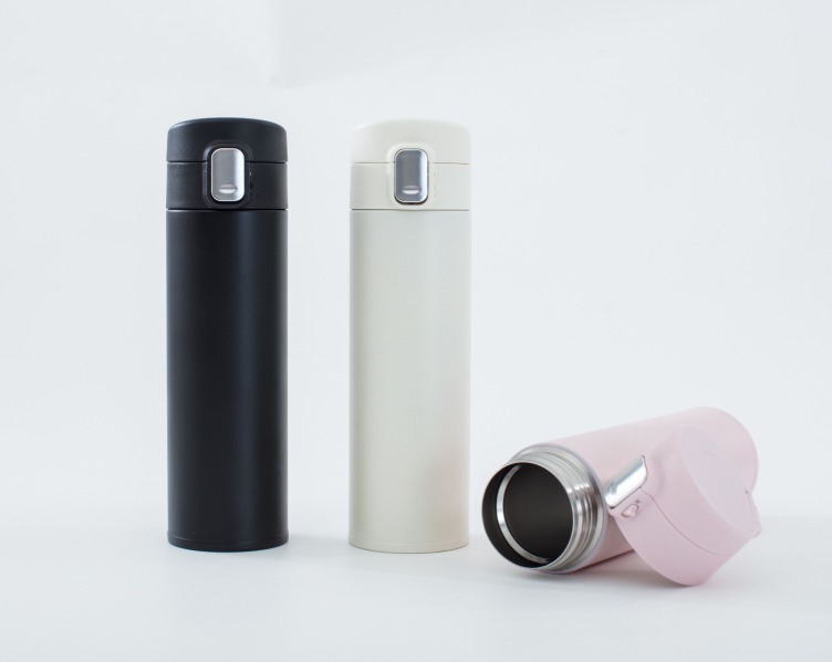 Bouncing Type Vacuum Sports Bottle