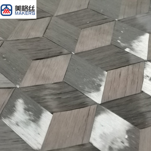 New Design pattern 12k 150gsm 3D triaxial carbon fiber fabric China factory