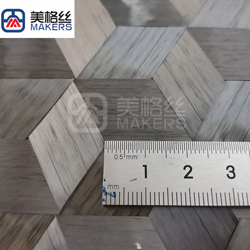 New Design pattern 12k 150gsm 3D triaxial spread tow carbon fiber fabric China factory