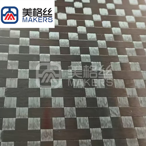 12K 200gsm cross pattern jacquard spread tow carbon fiber fabric for decoration