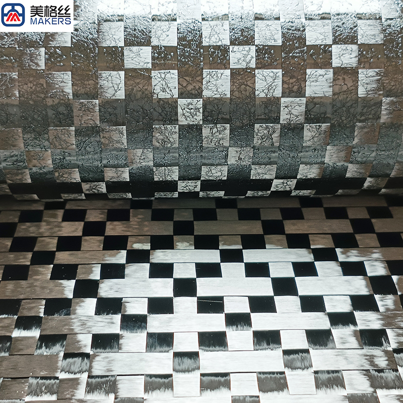 12K 200gsm cross pattern 8x8mm formed/stabilized spread tow carbon fiber fabric dry carbon fiber cloth