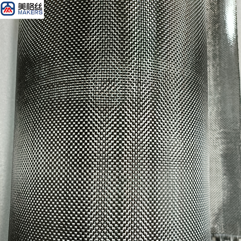 Hot sell in stock 3K 200gsm plain weave carbon fiber fabric dry carbon fiber cloth carbon fiber wrap China manufacturer