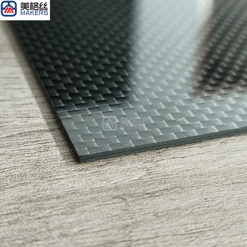 custom glossy finished plain weave carbon fiber sheet/plate 1.5mm thick