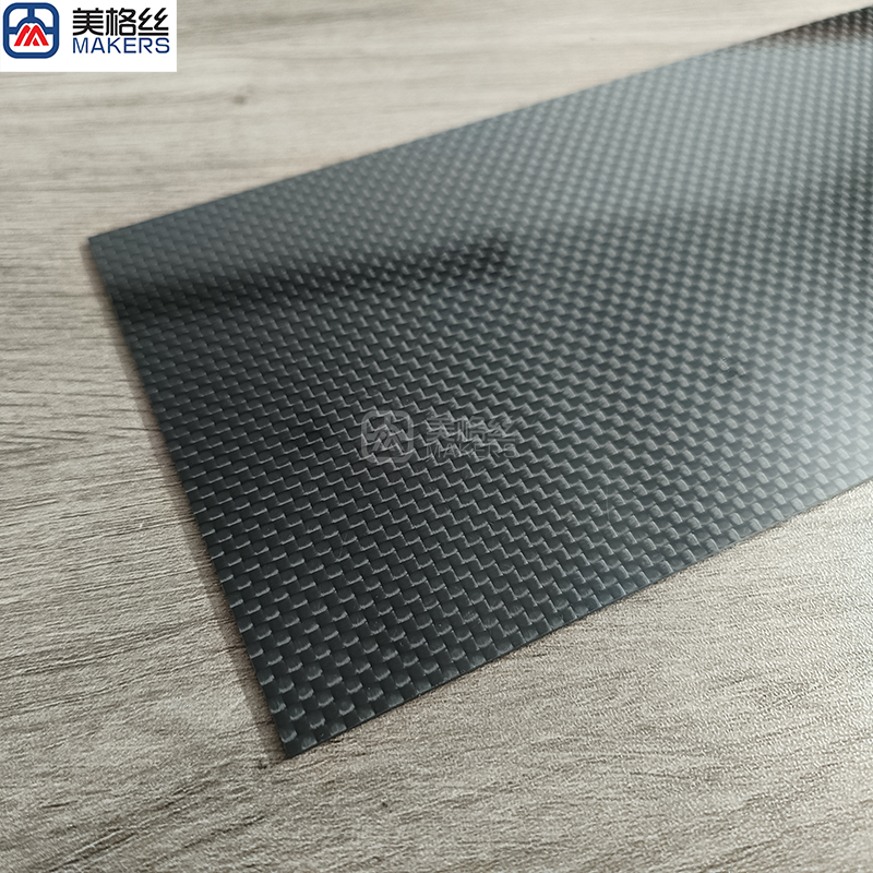 custom glossy finished plain weave carbon fiber sheet/plate 1.5mm thick