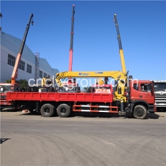 10 Wheeler Boom Truck with XCMG 12 Ton Crane