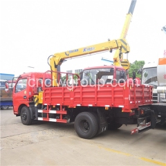 Dongfeng 4x2 Truck mounted XCMG 3.2 Ton Crane