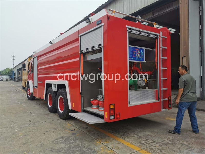 ISUZU FVZ 18cbm Foam Fire Truck