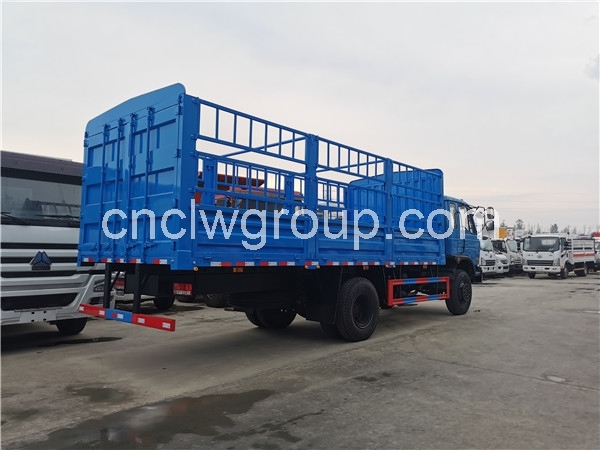 Dongfeng 10-15 tons High Fence Cargo Truck