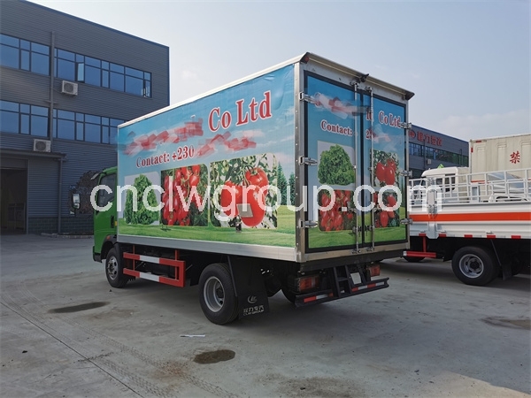 HOWO RHD 4-Ton Refrigerated Truck