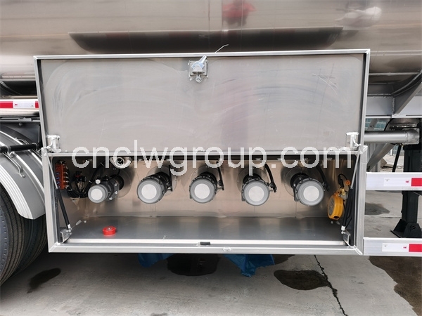 Chengli 45,000 liter Aluminum Alloy Fuel Tank Trailer