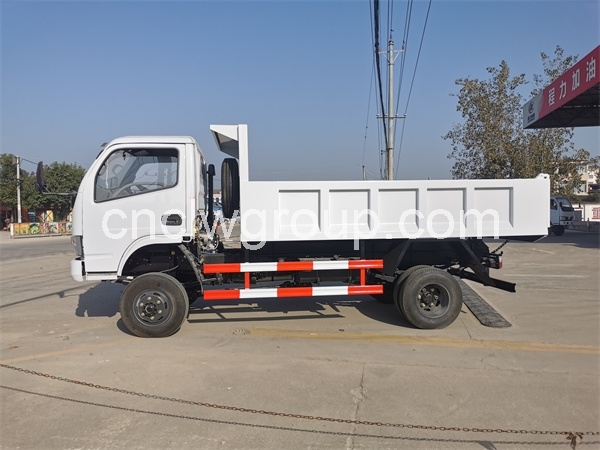 Dongfeng 4x4 3 Ton Dump Truck