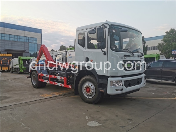Dongfeng D9 Hook Lift Waste Truck