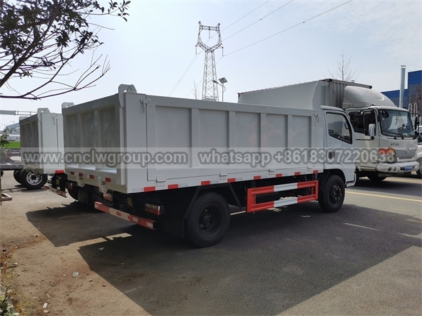 Dongfeng RHD 4 Tons Dump Truck
