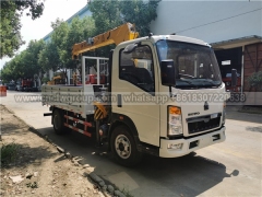 HOWO 3.2 Ton Boom Truck with Crane