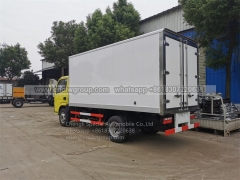 Dongfeng 5 tons Refrigerator Truck