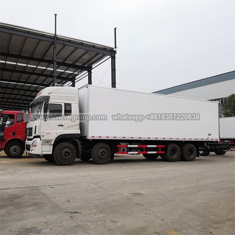 Dongfeng 8x4 30 Tons Refrigerated Truck