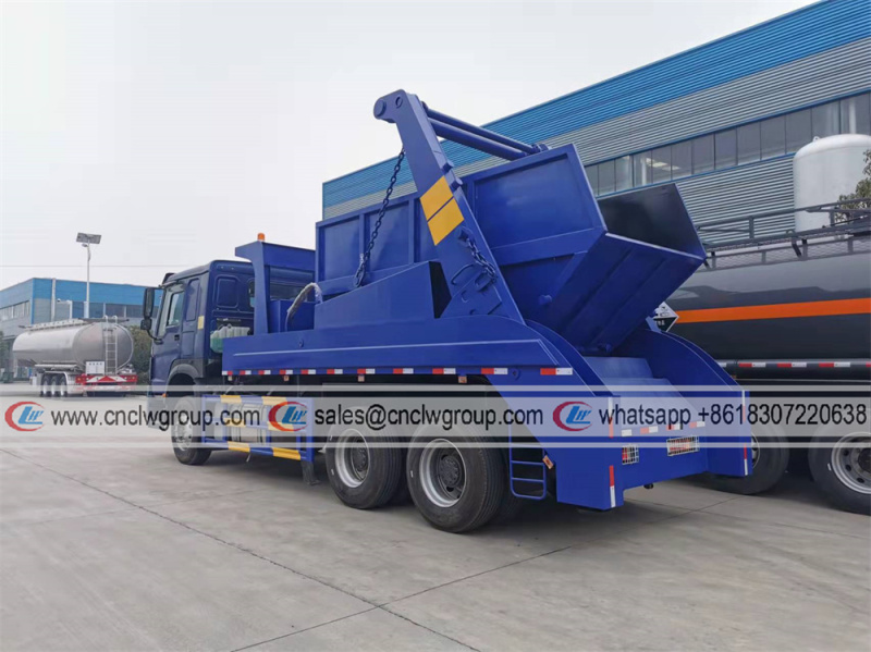 HOWO 6x4 Heavy Skip Loader Garbage Truck