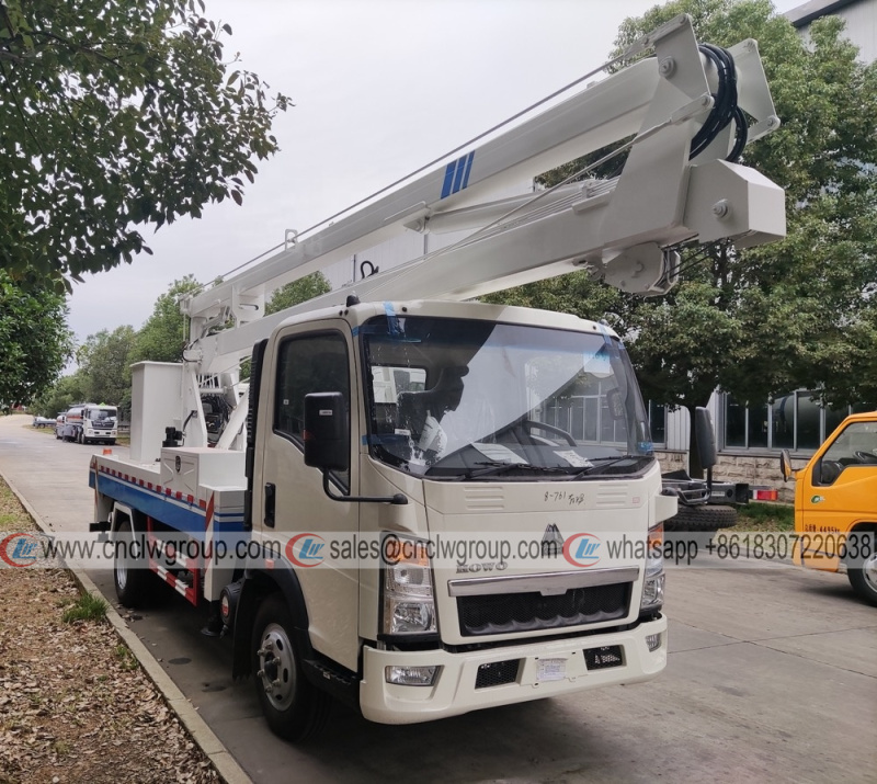HOWO Single Cab 16m Folding Aerial Truck